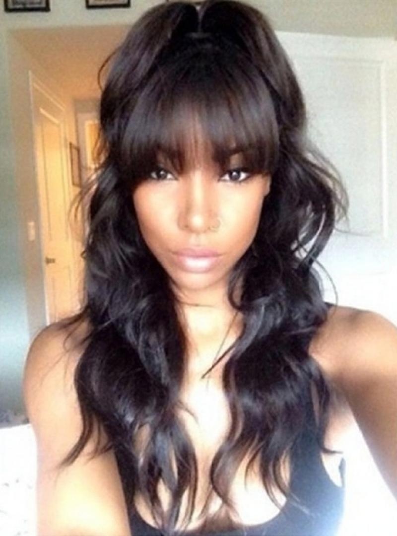 wavy hair wigs with bangs